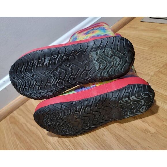 BOGS Tie Dye Rubber Rain Boots 2 - Picture 7 of 8